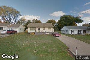 109 W Sanitary Rd, Abingdon, IL 61410
