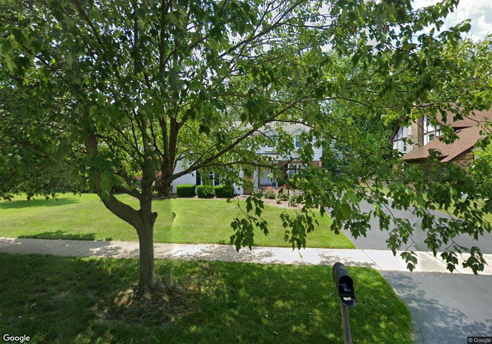 1847 Fairoak Rd, Naperville, IL 60565 - photo 1