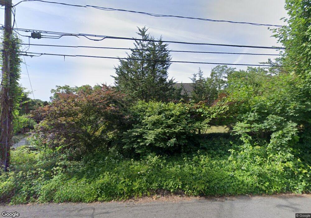 9 Dogwood Ln, Stamford, CT 06903 - photo 1