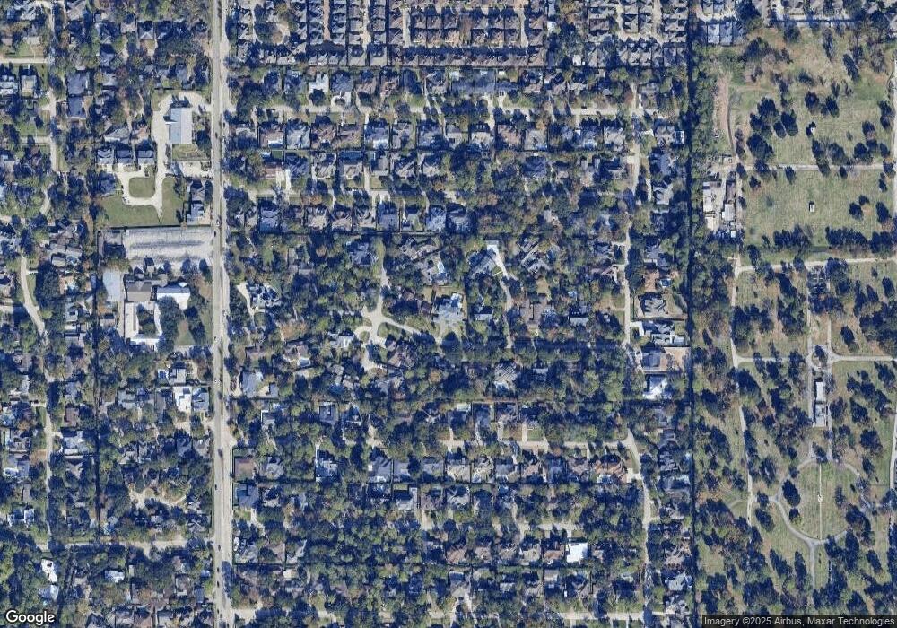 7716 Bellewood Dr, Houston, TX 77055 - photo 1