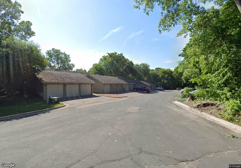 5427 E Brenner Pass, Minneapolis, MN 55432 - photo 1