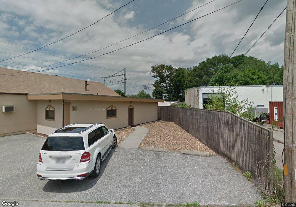 37 5th Ave, Warwick, RI 02888 - photo 1