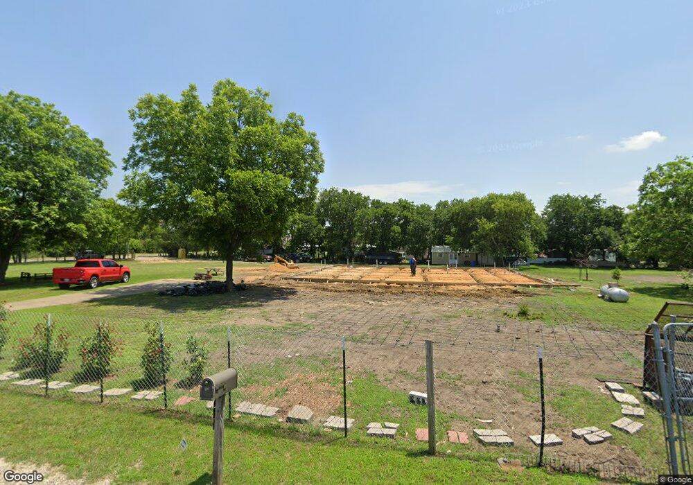 805 S Boyce Dr, Ennis, TX 75119 - photo 1