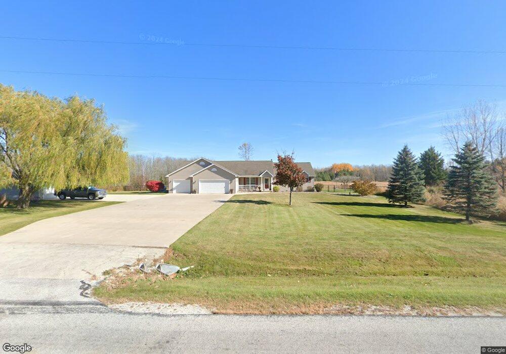 3905 Johnston Dr, Manitowoc, WI 54220 - photo 1