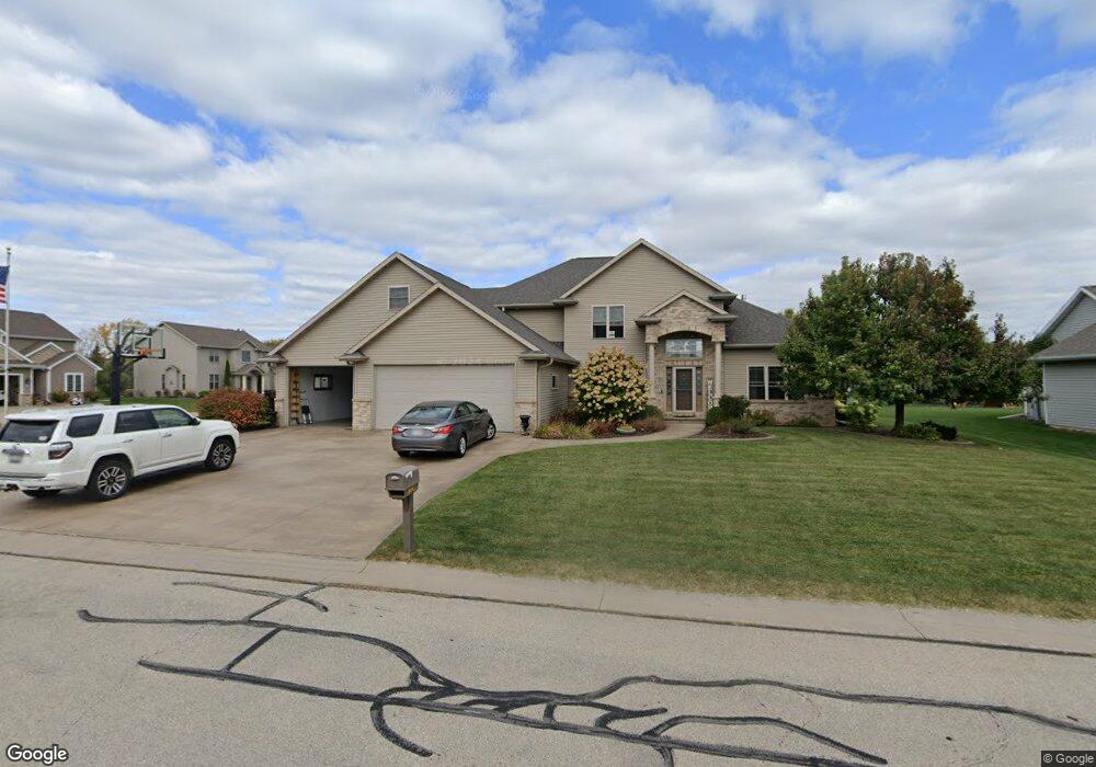 W6074 Nettie Dr, Appleton, WI 54915 - photo 1