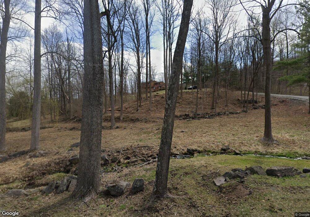 54 Hemlock Rd, Reading, PA 19607 - photo 1