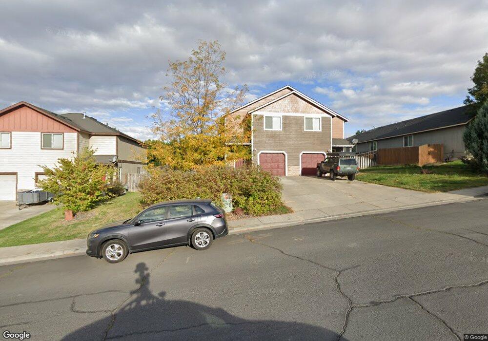 1209 SW Nye Ave, Pendleton, OR 97801 - photo 1