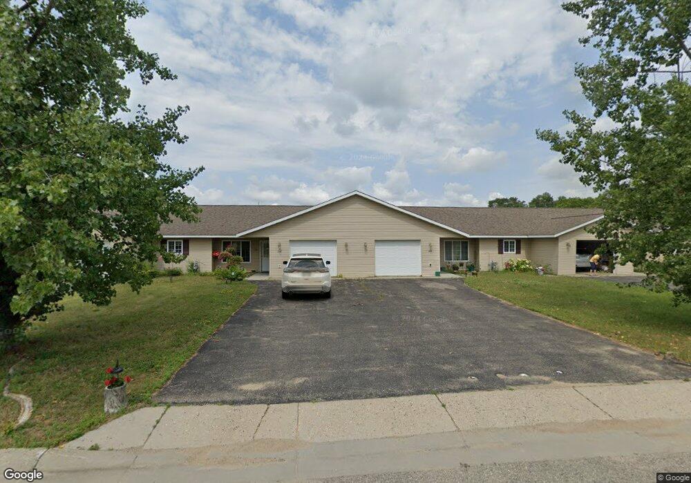 209 6th St E, Park Rapids, MN 56470 - photo 1