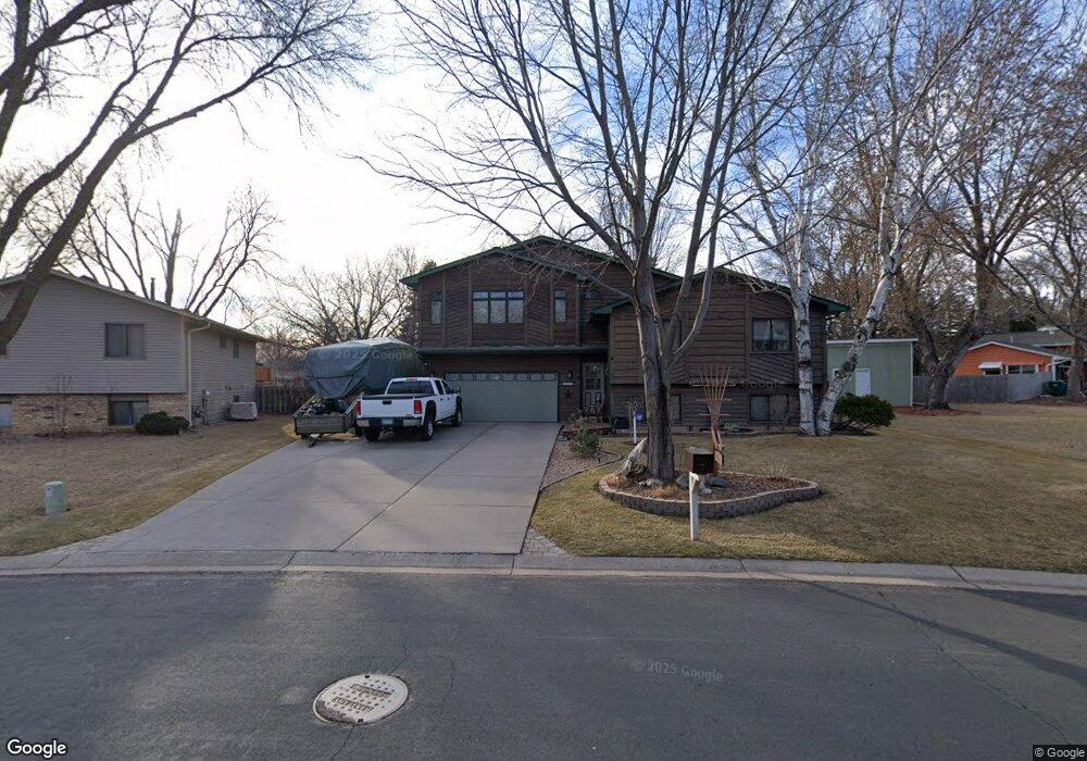 9985 Yorktown Ln N, Maple Grove, MN 55369 - photo 1