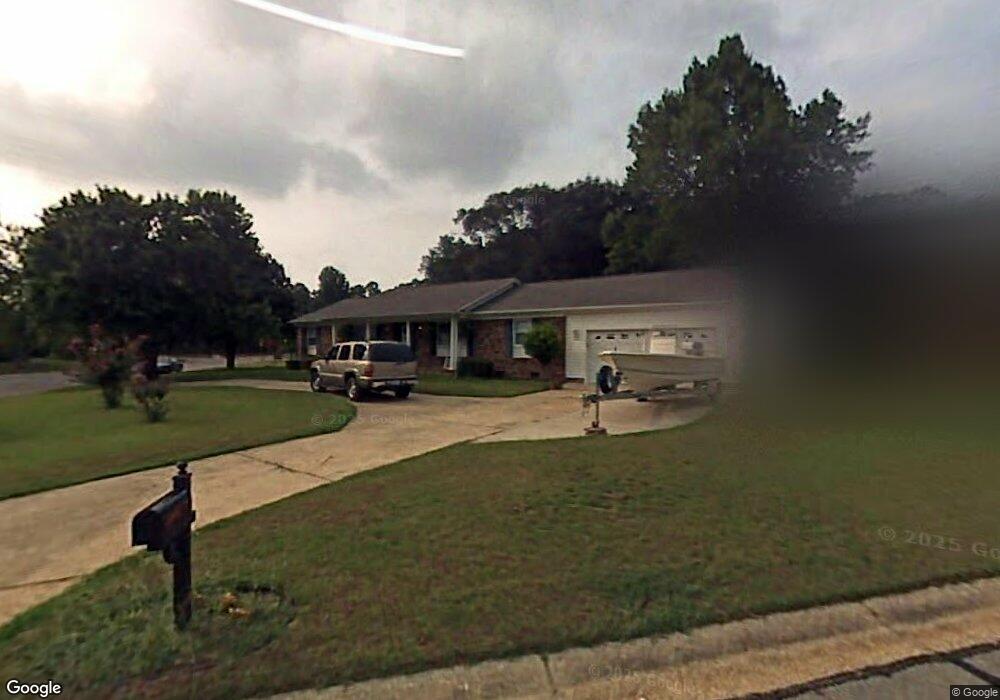 346 Colinwood Dr, Fayetteville, NC 28303 - photo 1