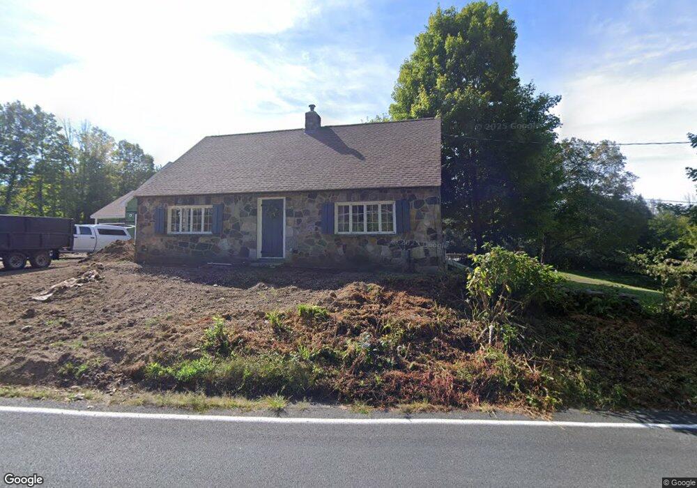 492 Mountain Rd, Somers, CT 06071 - photo 1