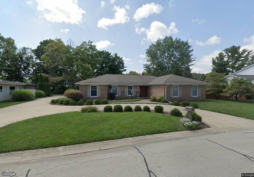 2730 Chestnut Ct, Columbus, IN 47201 - photo 1