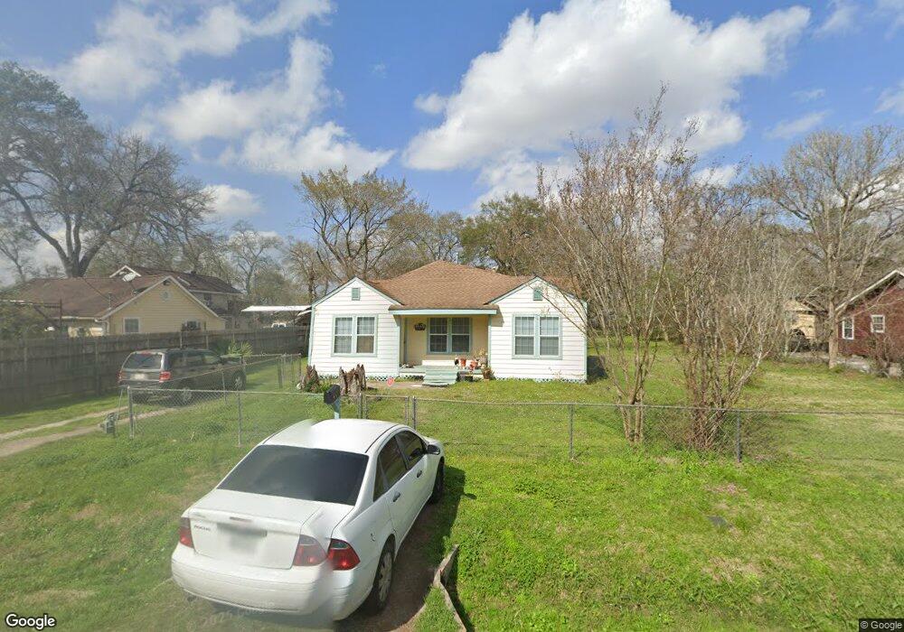 1301 Knight St, Houston, TX 77022 - photo 1