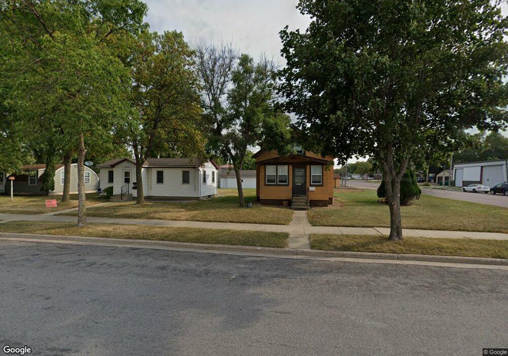 1504 N State St, New Ulm, MN 56073 - photo 1