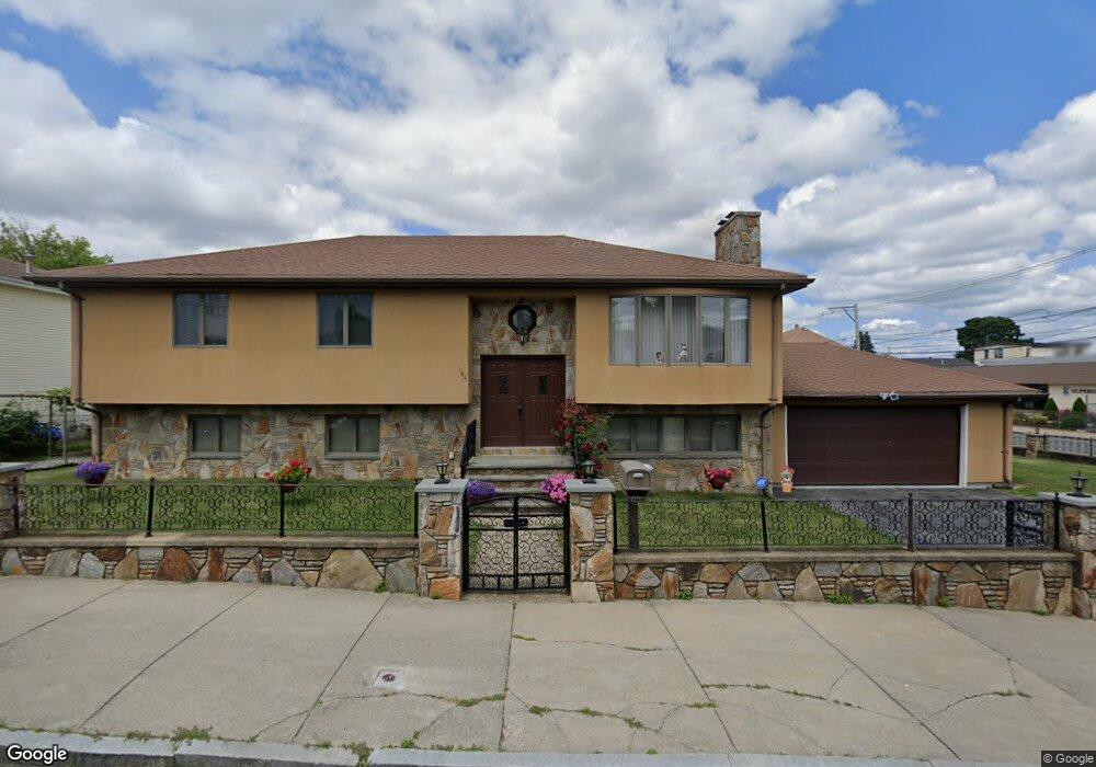 184 Duluth St, Fall River, MA 02721 - photo 1