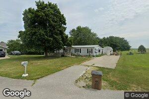 16920 Meadow Ln, Carlinville, IL 62626