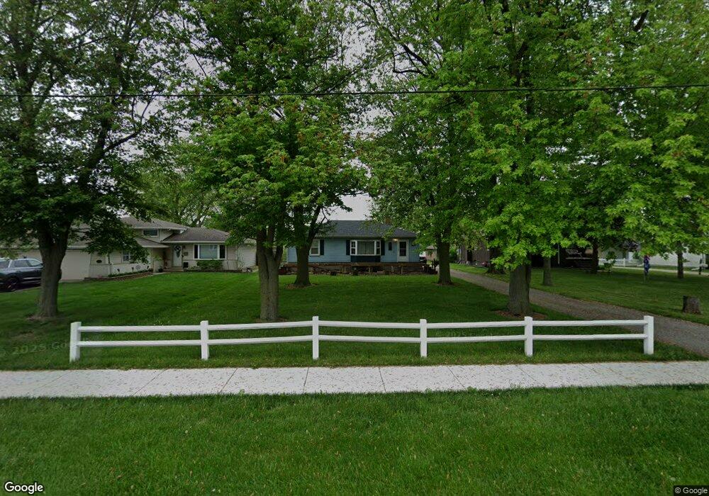 811 N Cline Ave, Griffith, IN 46319 - photo 1