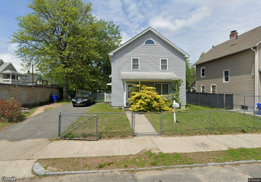 18 Burr St, Springfield, MA 01109 - photo 1