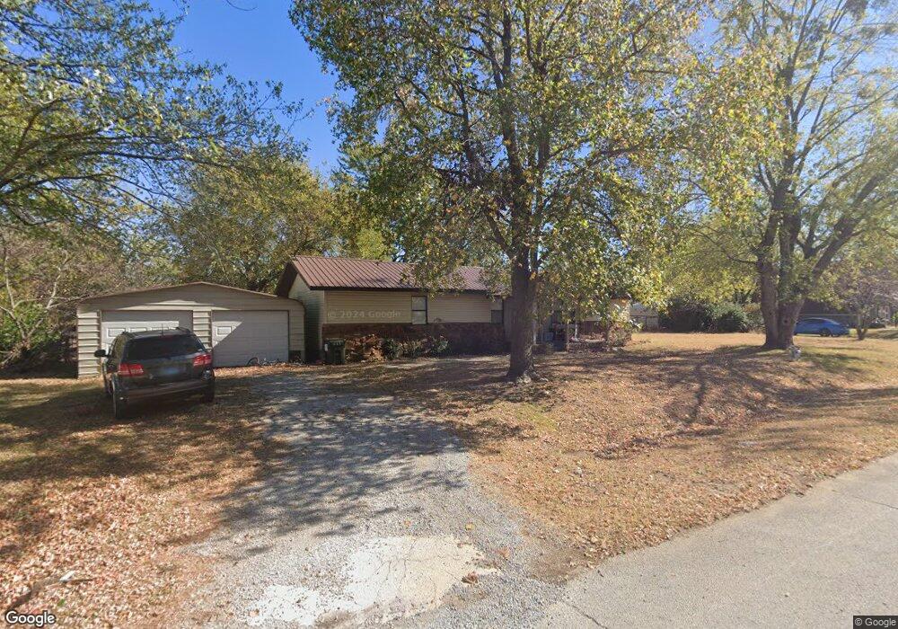 10130 Pierce Ave, Okmulgee, OK 74447 - photo 1