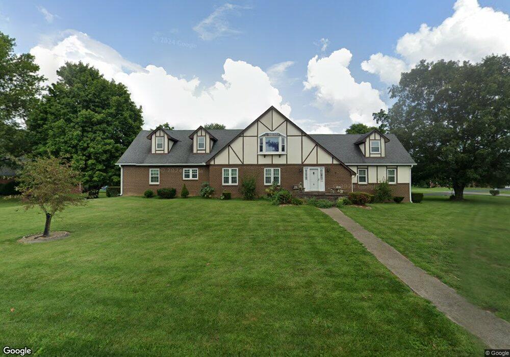 135 Birch Ave, Harrodsburg, KY 40330 - photo 1