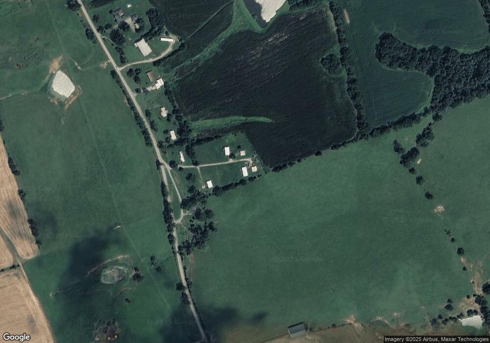 100 Charlie Tingle Ct, Bloomfield, KY 40008 - photo 1