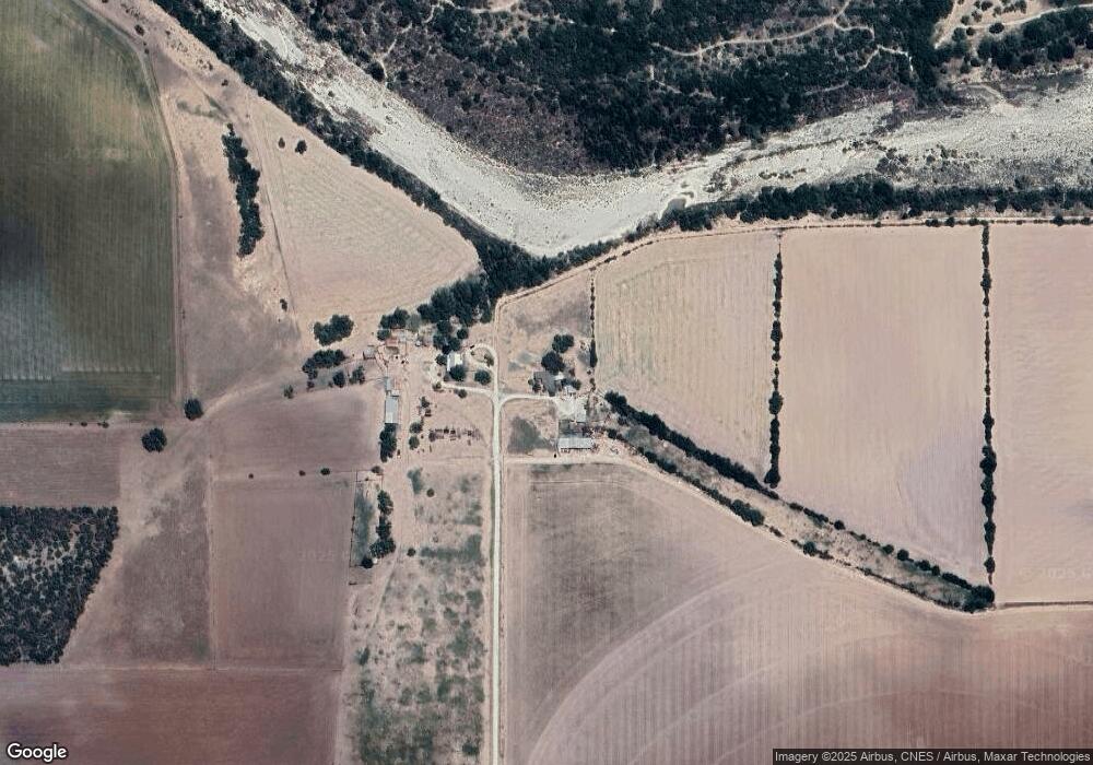 669 County Road 443, Hondo, TX 78861 - photo 1