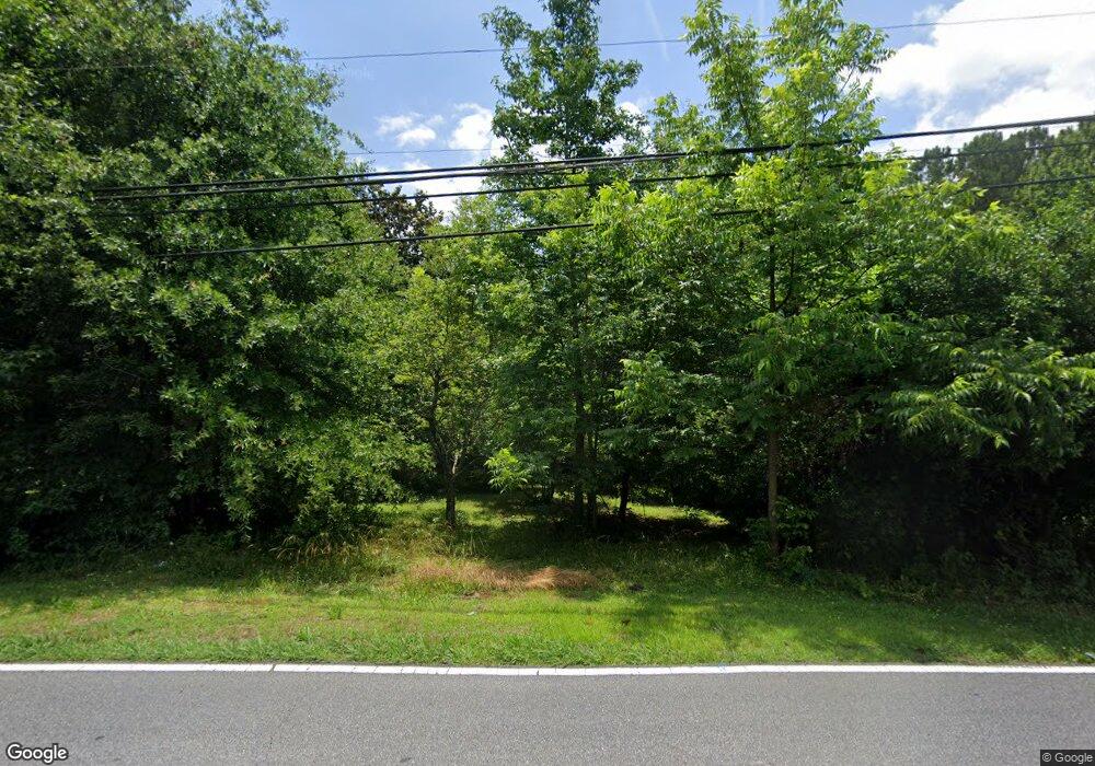 522 Pinecrest Rd, Canton, GA 30115 - photo 1