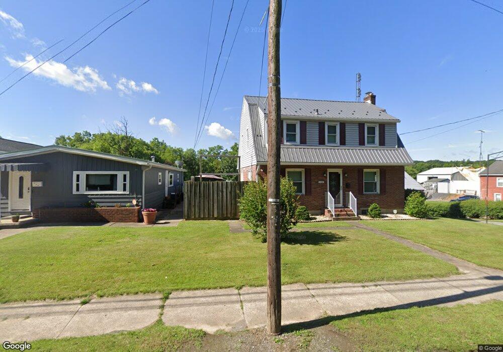 436 W Loudon St, Chambersburg, PA 17201 - photo 1