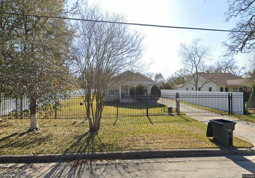 8154 Detroit St, Houston, TX 77017 - photo 1