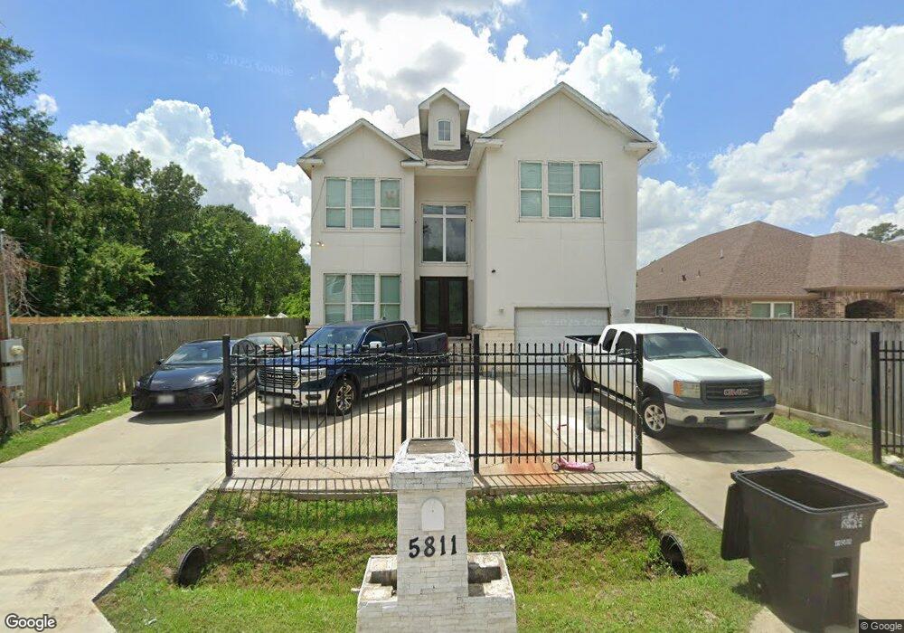 5811 Balbo St, Houston, TX 77091 - photo 1