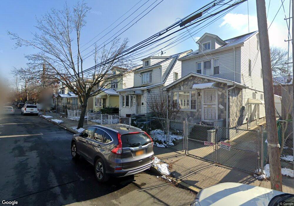 15816 75th Rd, Fresh Meadows, NY 11366 - photo 1