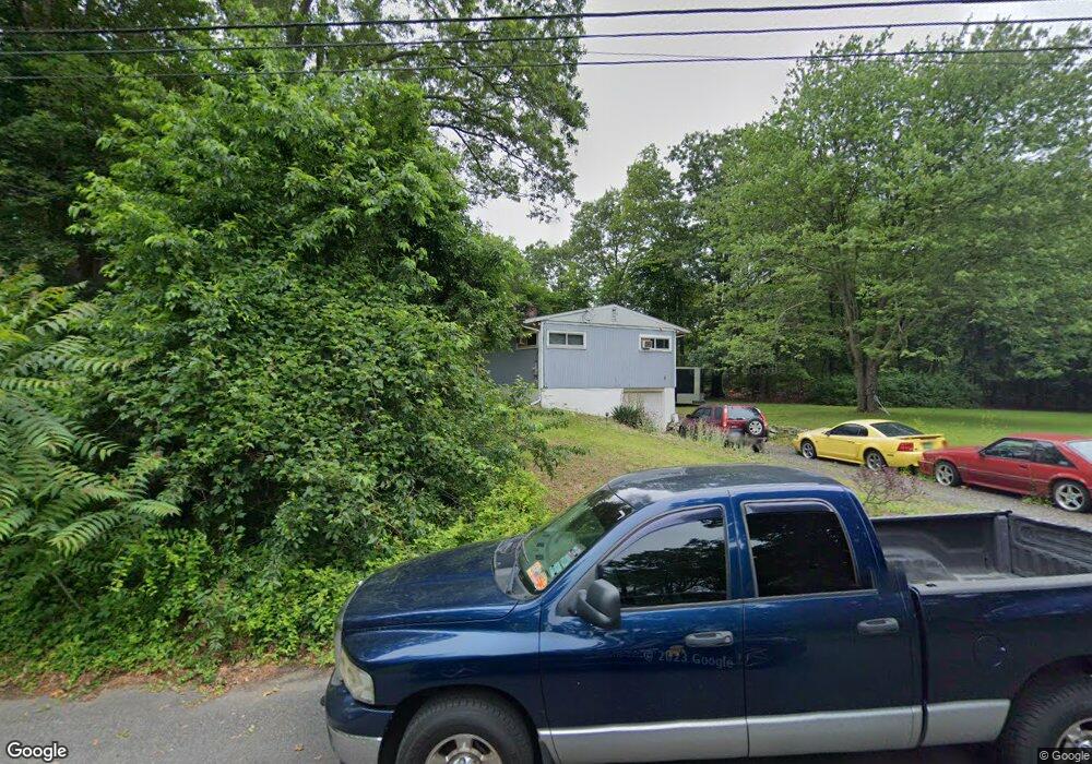 2 Buckthorn Rd, Norwalk, CT 06851 - photo 1