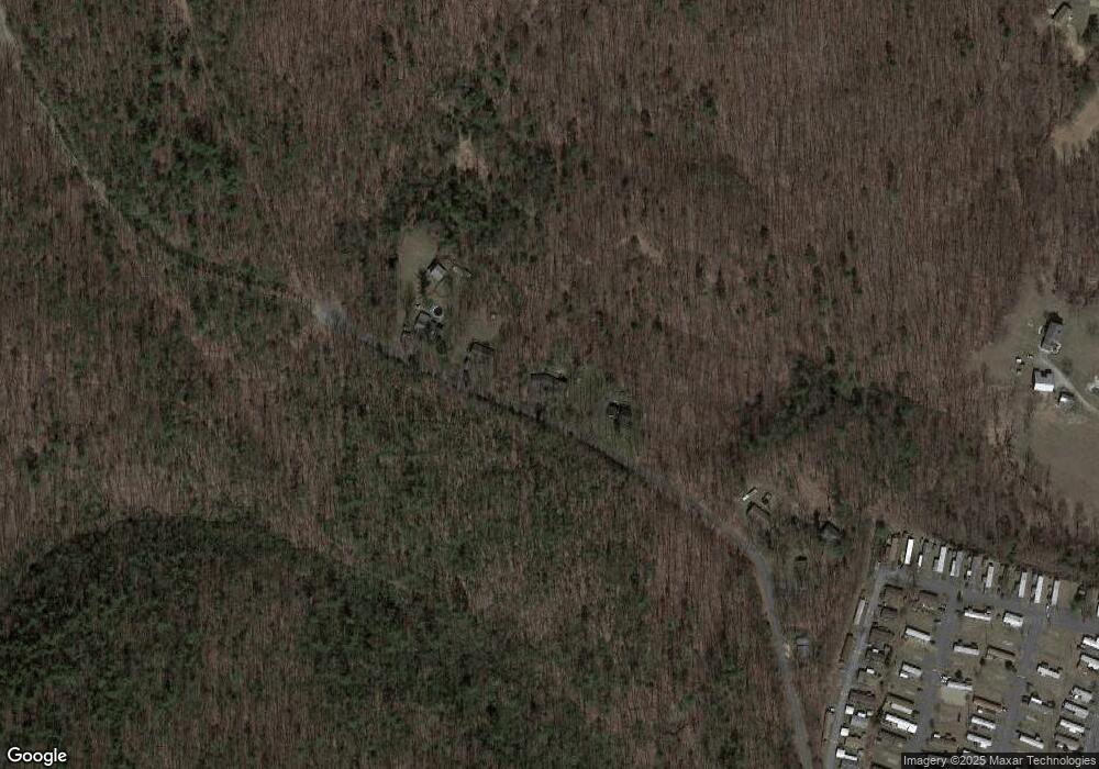 192 Mountain Rd, New Bloomfield, PA 17068 - photo 1