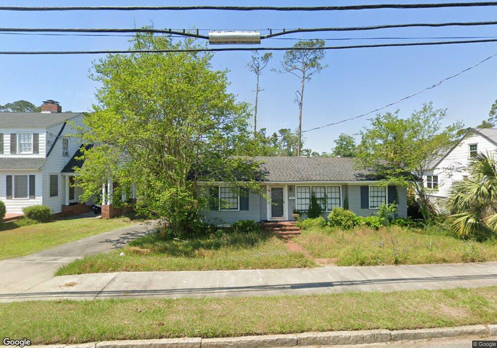 705 Gaskin Ave N, Douglas, GA 31533 - photo 1