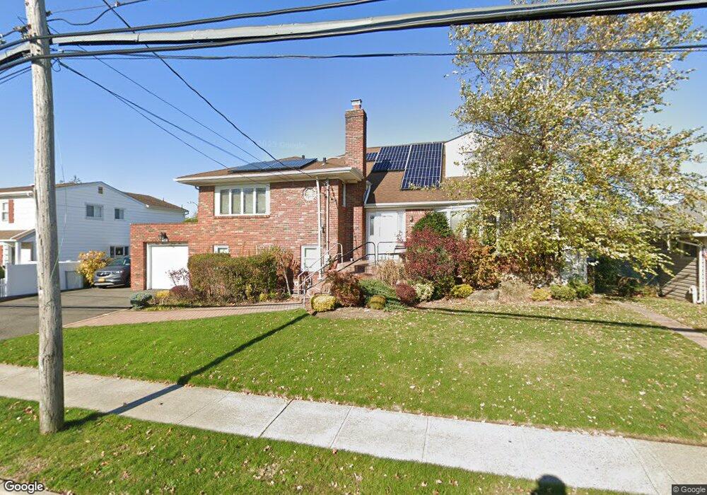 321 Niles St, Oceanside, NY 11572 - photo 1