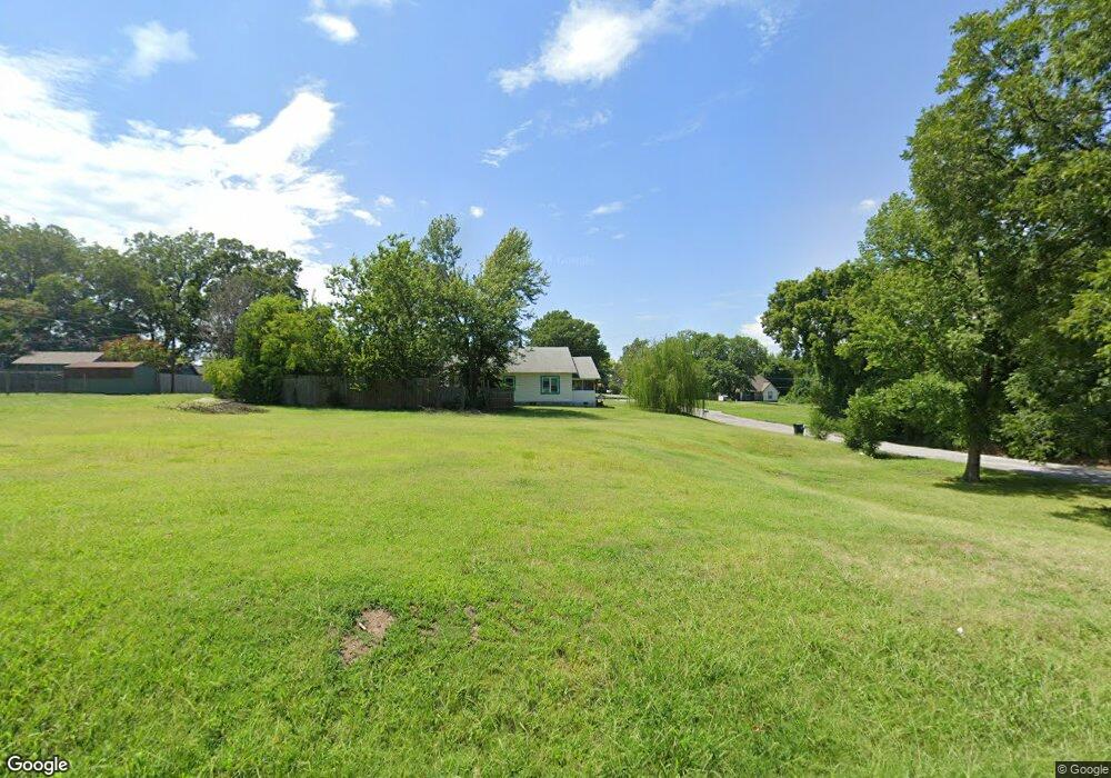 322 N Birch Ave, Broken Arrow, OK 74012 - photo 1