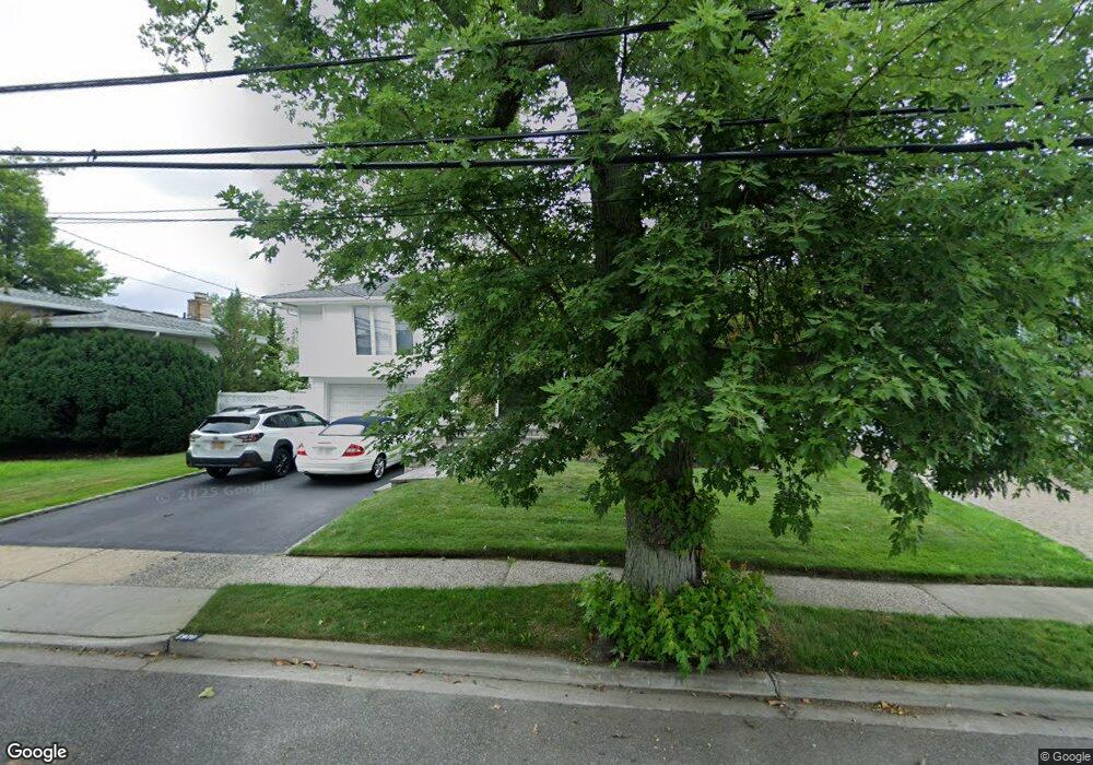 1970 Lowell Ln, Merrick, NY 11566 - photo 1