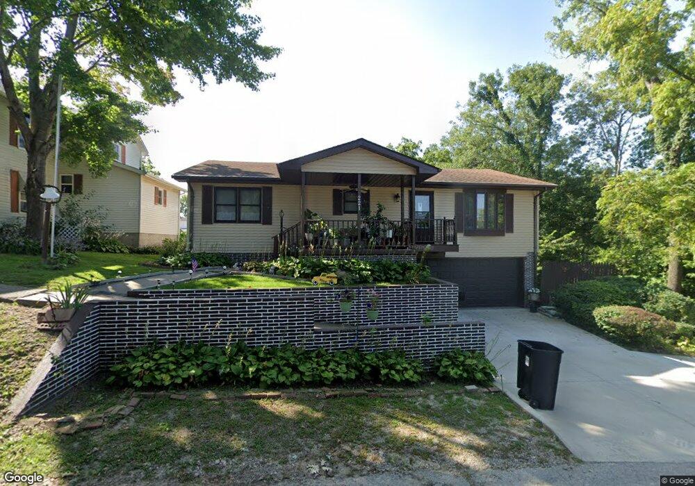 221 Elm St, Columbus Junction, IA 52738 - photo 1