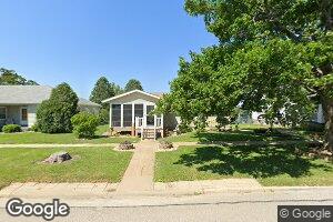 206 W 1st St, Mechanicsville, IA 52306