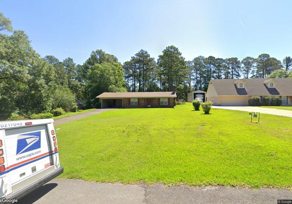516 Holiday Cir, Pineville, LA 71360 - photo 1