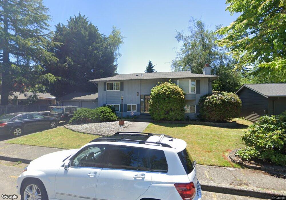 8233 NE 142nd St, Bothell, WA 98011 - photo 1