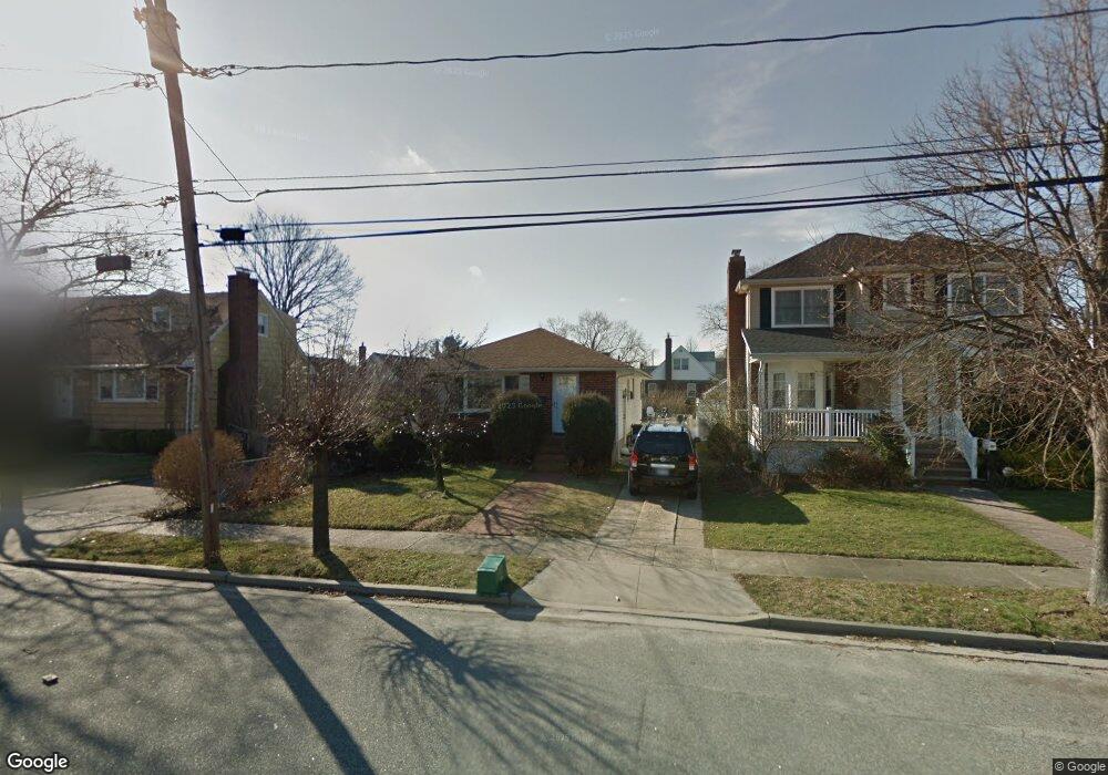 2426 Wynsum Ave unit 1st Fl, Merrick, NY 11566 - photo 1