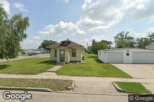 121 N 4th St, Wishek, ND 58495