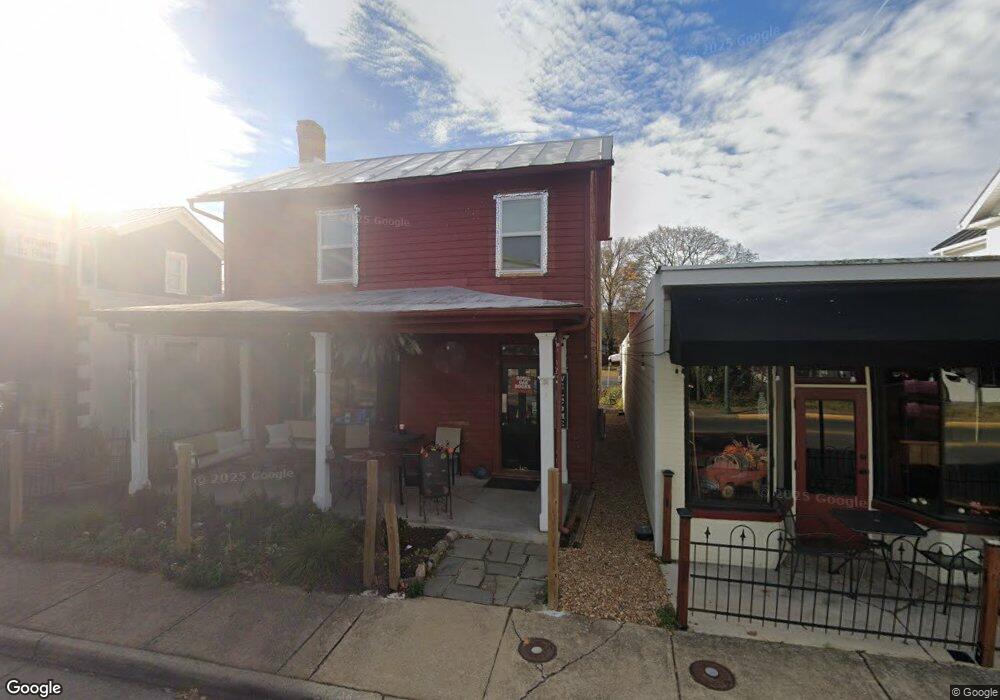 207 S Royal Ave, Front Royal, VA 22630 - photo 1