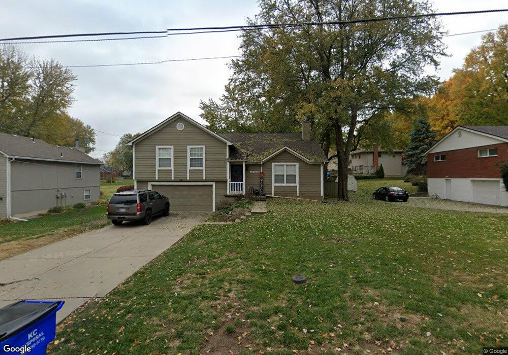 11919 W 57th St, Shawnee, KS 66216 - photo 1