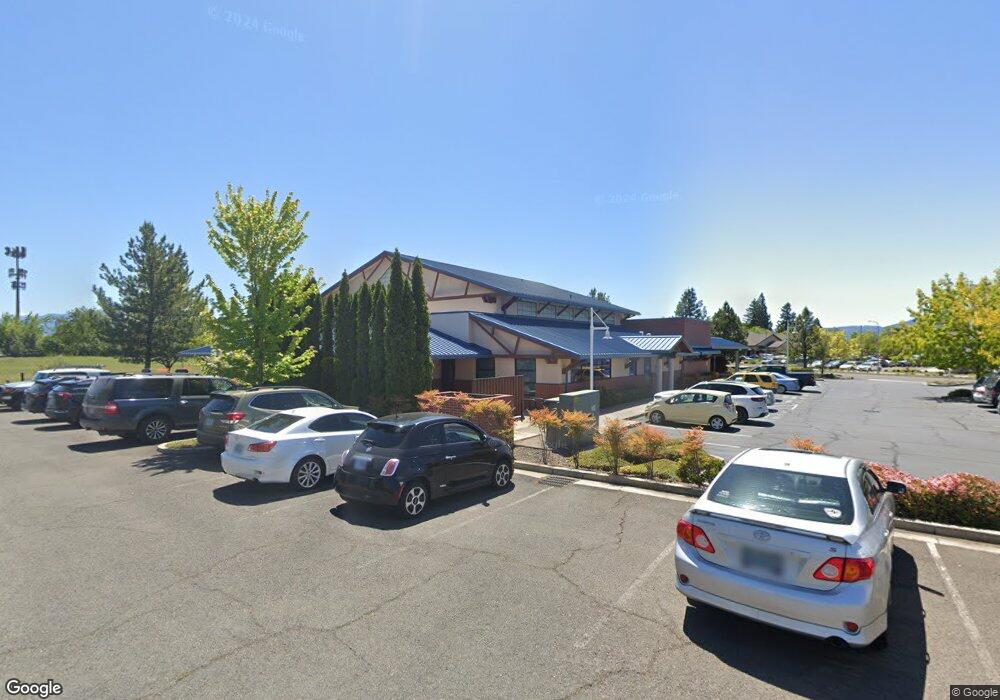 881 O'Hare Pkwy, Medford, OR 97504 - photo 1