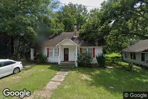 100 W Wesley Ave, Lyons, GA 30436