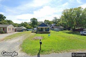 7423 Corr St, Gloucester, VA 23061