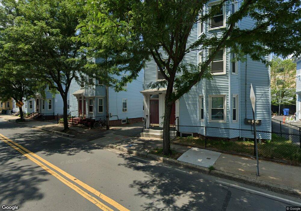 389 Columbia St unit 1, Cambridge, MA 02141 - photo 1