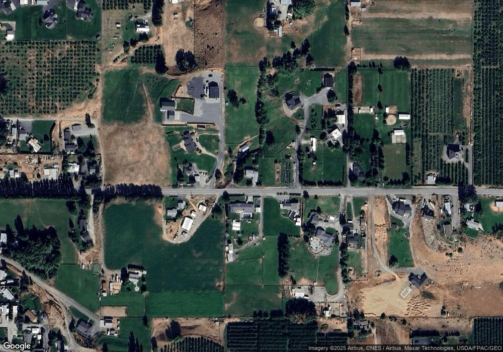 2711 8th St NE, East Wenatchee, WA 98802 - photo 1